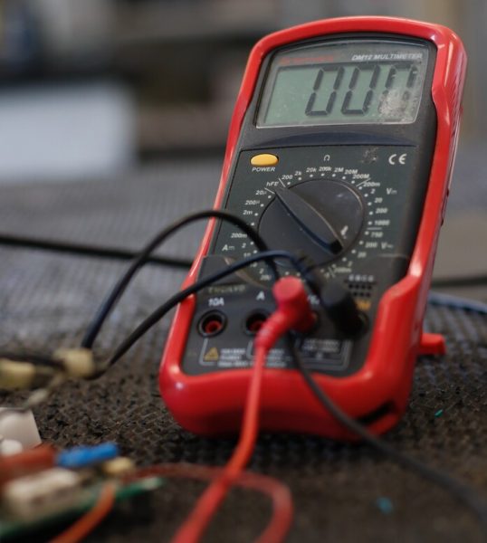 Multimètre pourquoi l’utiliser et lequel choisir — free download