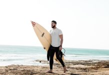Les meilleurs t shirt anti uv pour homme tshirt anti uv homme surfeur