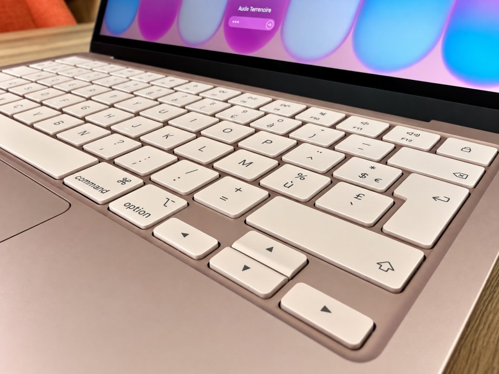 clavier du macbook neo