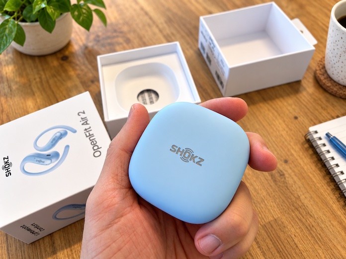 Boîtier de charge des Shokz OpenFit Air 2