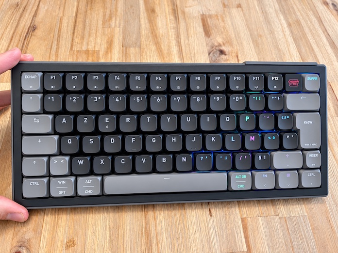 Touches mécaniques et rétroéclairage RGB du clavier CHERRY XTRFY K63W Pro